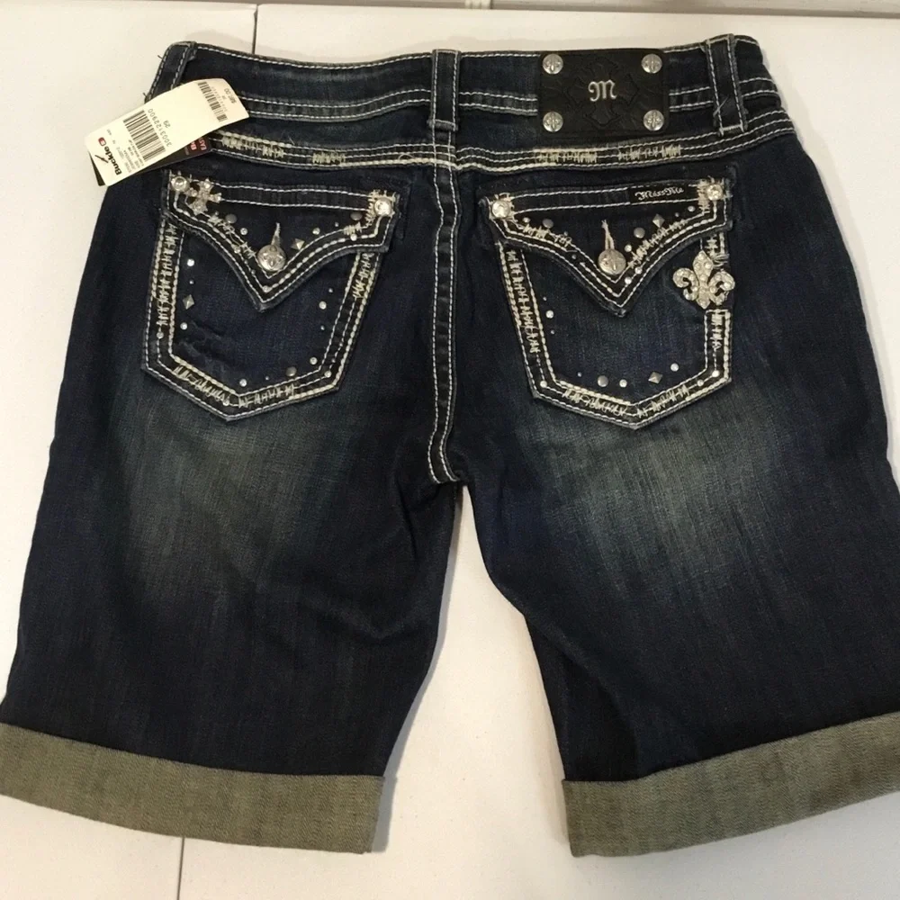 Buckle /Miss Me Women's Dark Indigo Rhinestone Embellished Bermudas